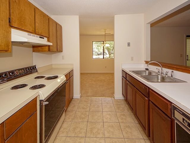 Building Photo - 2311 Treescape Drive Apt 2