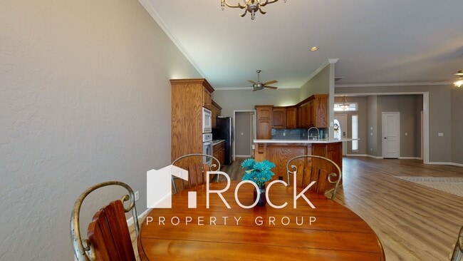 Building Photo - Need space? Take a look at this 4 Bedroom/4.5 Bathroom Home in SW Edmond! *HALF OFF 1st Month's R...