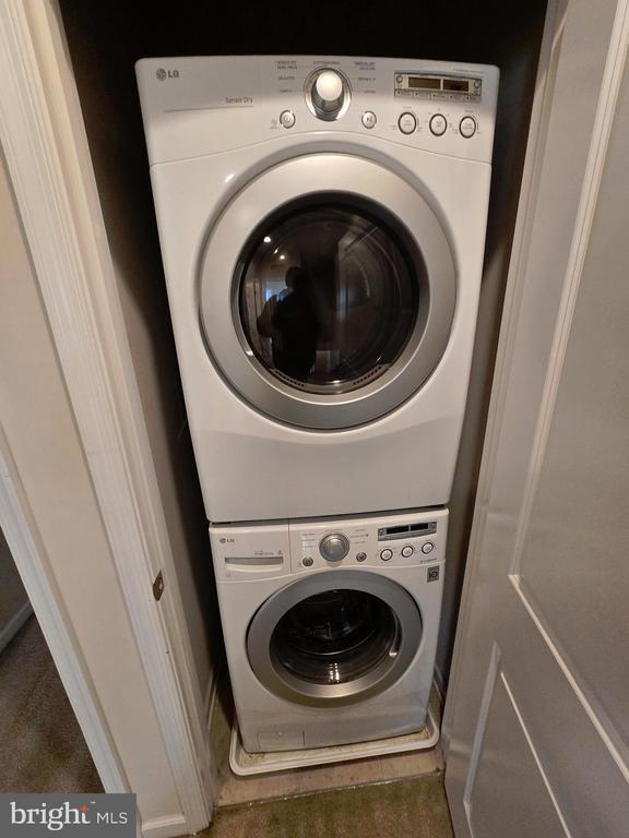 Building Photo - 705 S Macon St.