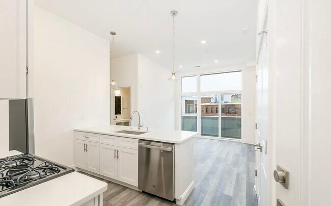 Kitchen Island & Living Room - 1148 N 2nd St