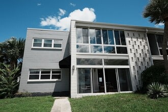 Building Photo - 151 N Orlando Ave