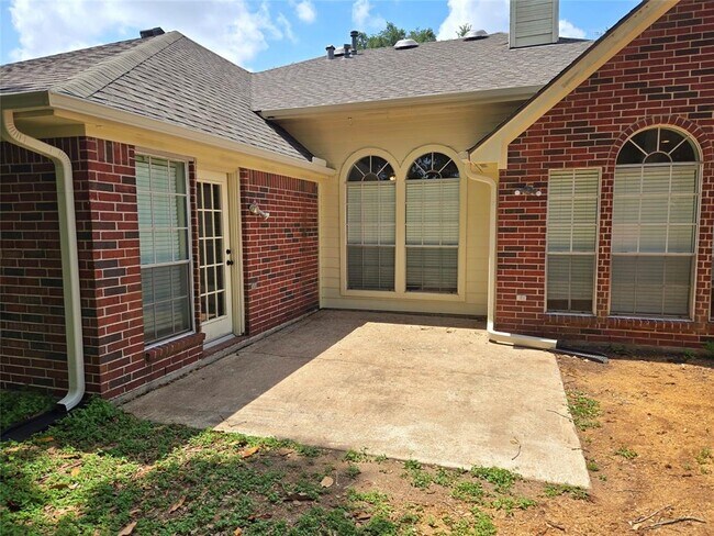 Building Photo - 4515 Oak Valley Dr