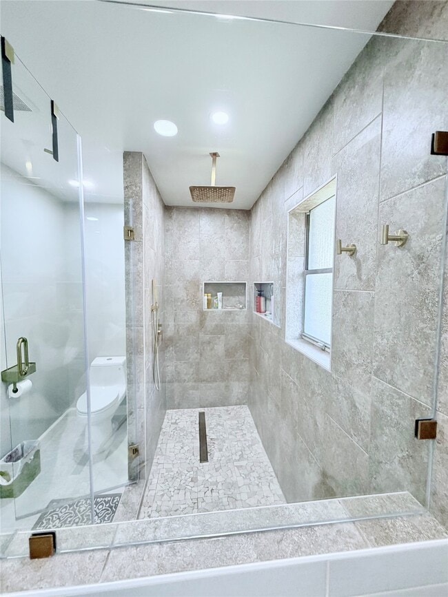 Building Photo - 7146 Bayou Forest Dr