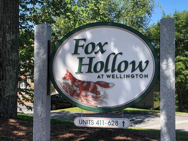 Building Photo - 222 Fox Hollow Way