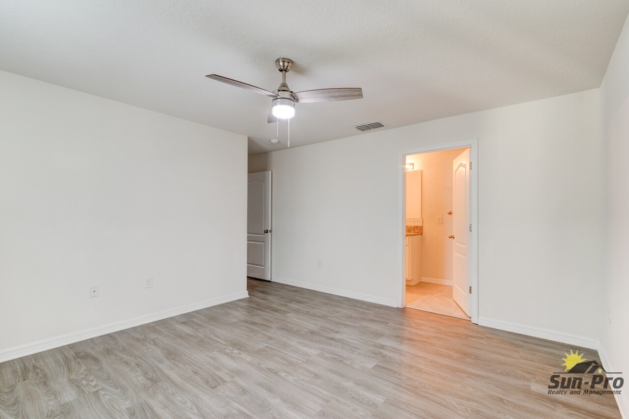 Building Photo - 1660 Pham Dr