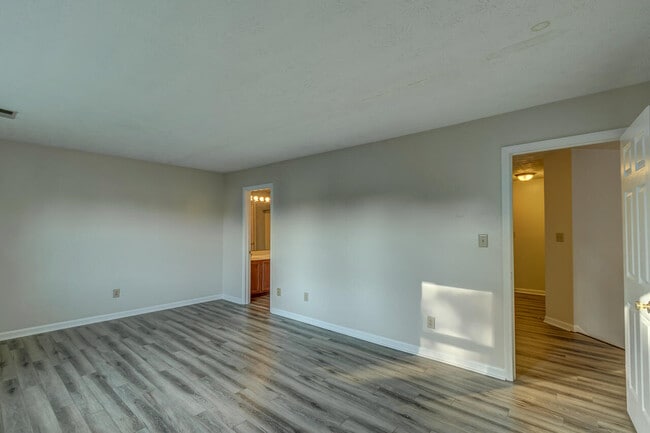 Building Photo - 3789 White Pine Dr