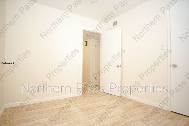 Building Photo - 3425 Risner Pl
