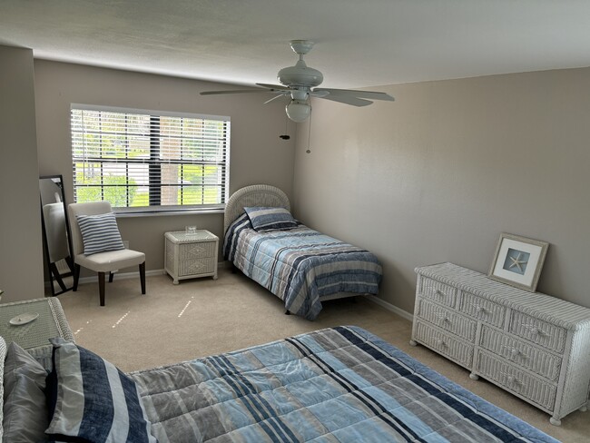 Building Photo - 3335 Purple Martin Dr