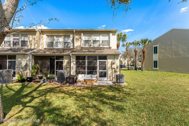 Building Photo - 1381 Hampton Park Ln