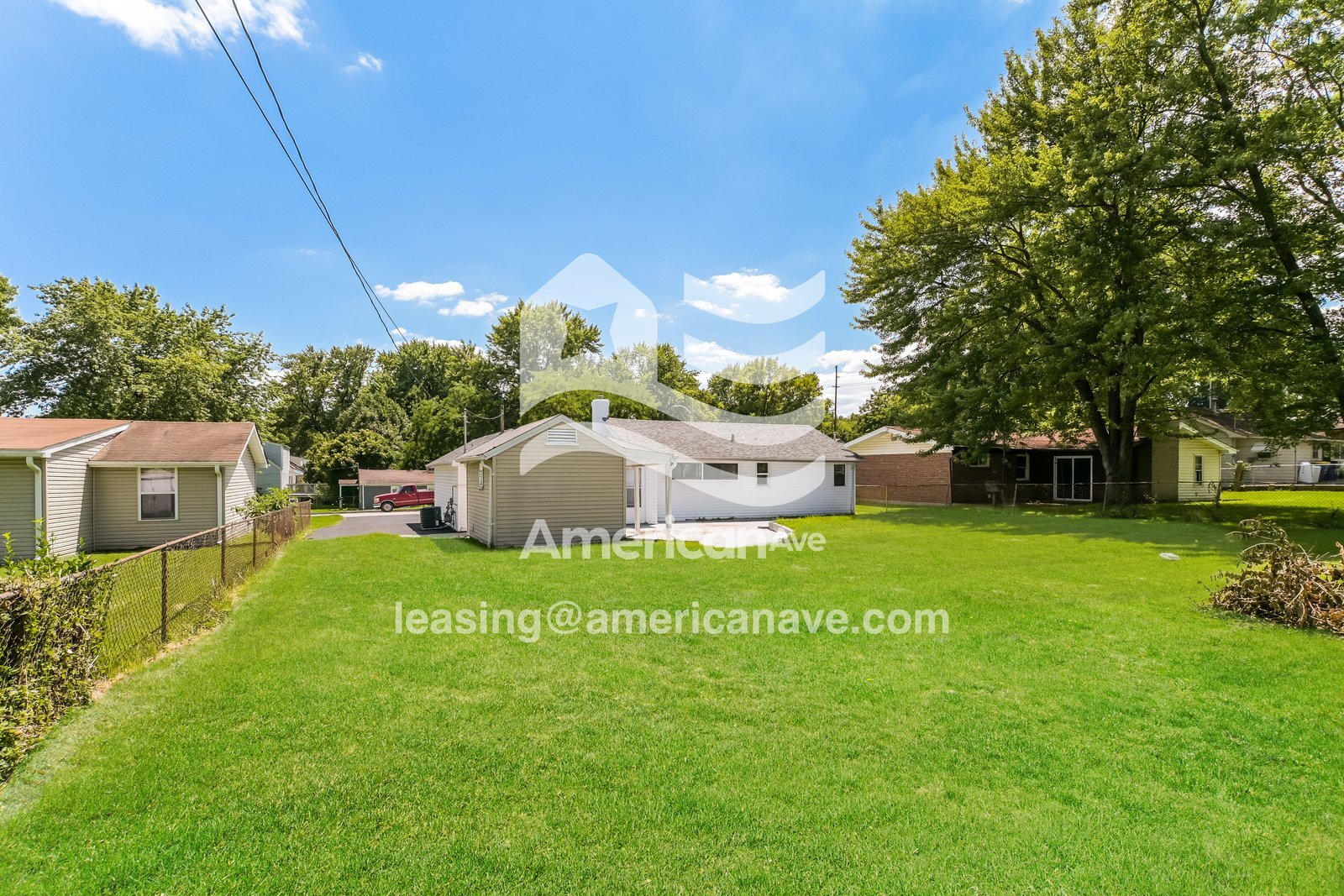 Building Photo - 9207 Bobb Ave