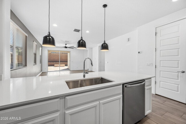 Building Photo - 1627 W Estes Way