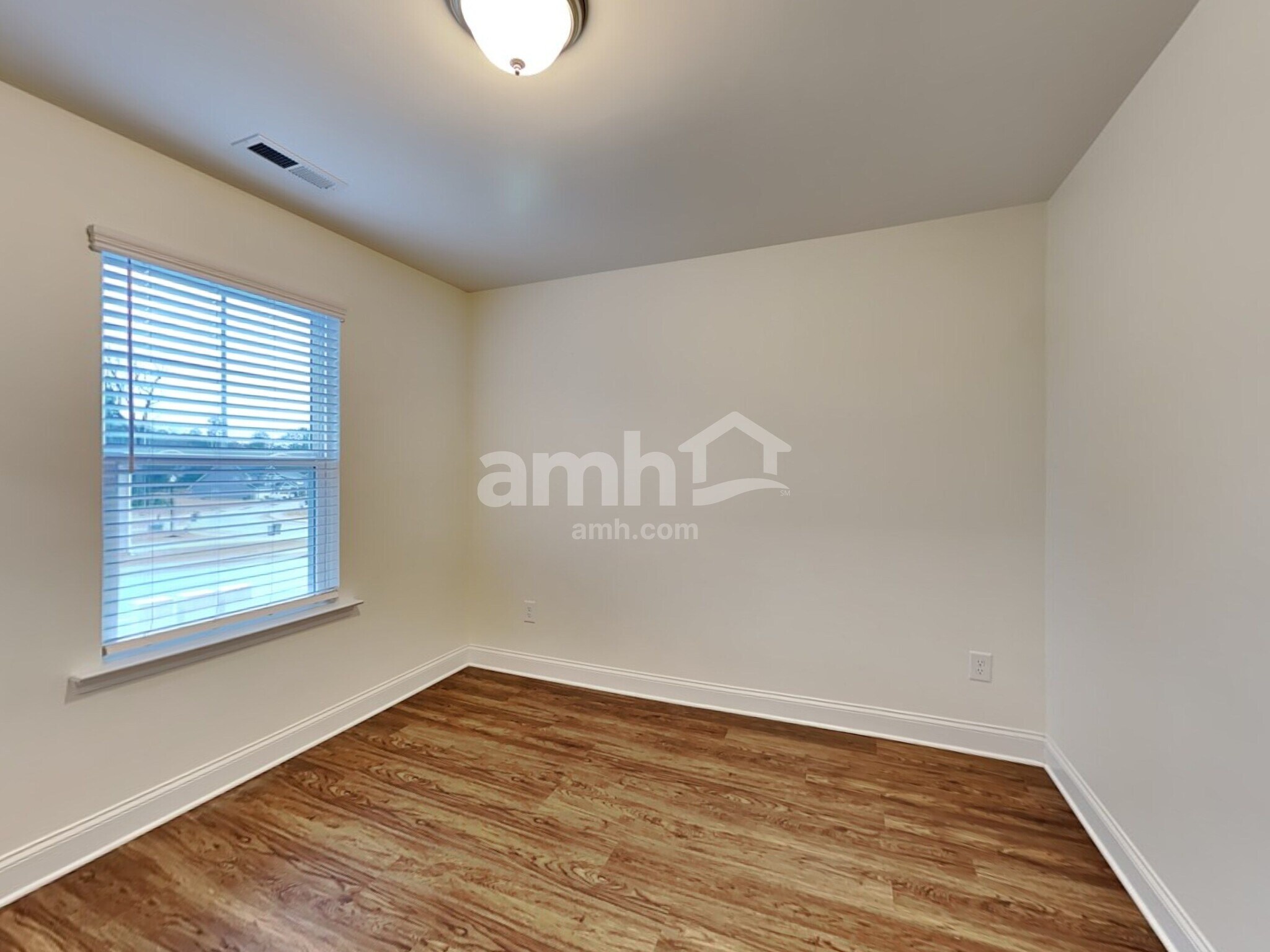 Building Photo - 54 Gregory Dr