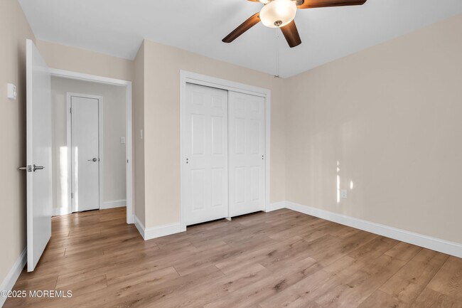 Building Photo - 218 Medford Ct