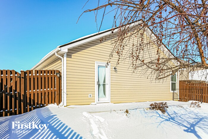 Building Photo - 15472 Sandlands Cir