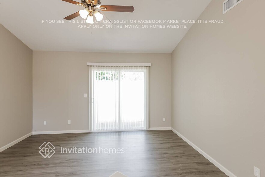 Building Photo - 3856 E Acoma Dr