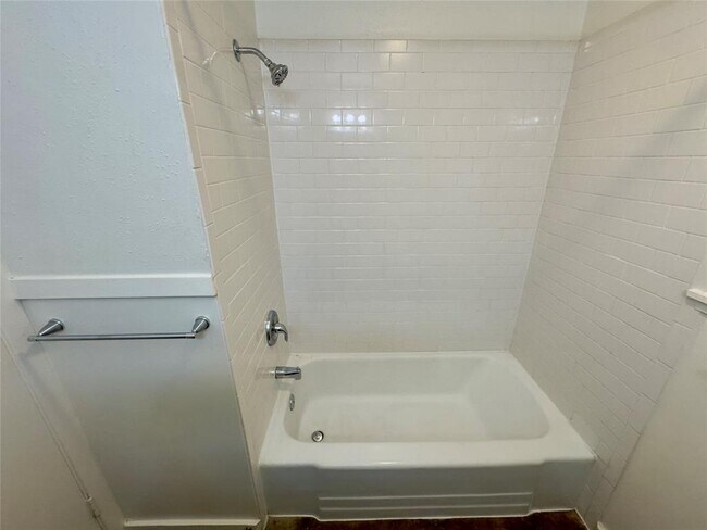 Building Photo - 4708 Red River St