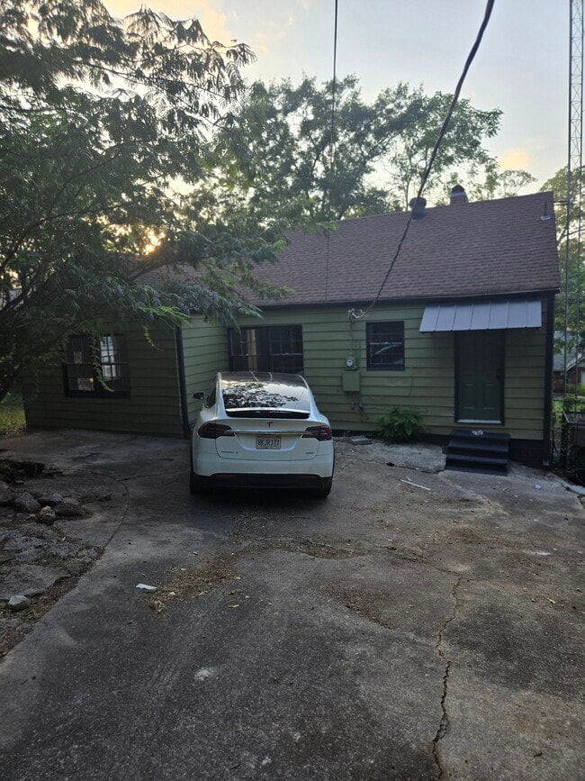 Building Photo - 2611 20th Street Ensley