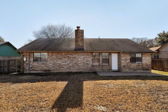 Building Photo - 1214 Doonesbury Dr