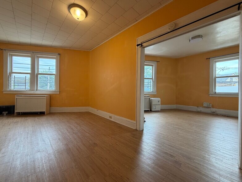 Building Photo - 1286 Liberty Ave