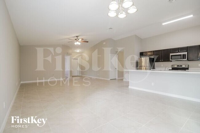 Building Photo - 1182 Jaslo St SE