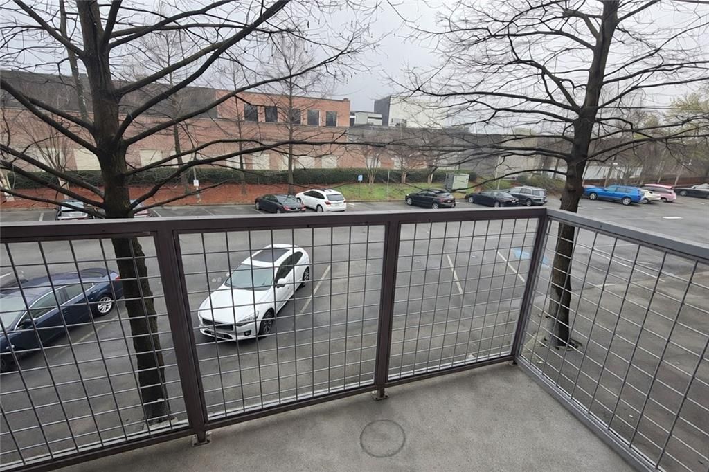 Building Photo - 572 Edgewood Ave SE