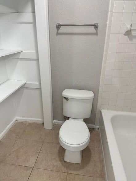 Building Photo - 5311 Tennessee 58 Unit