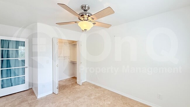 Building Photo - 2212 E La Mirada St