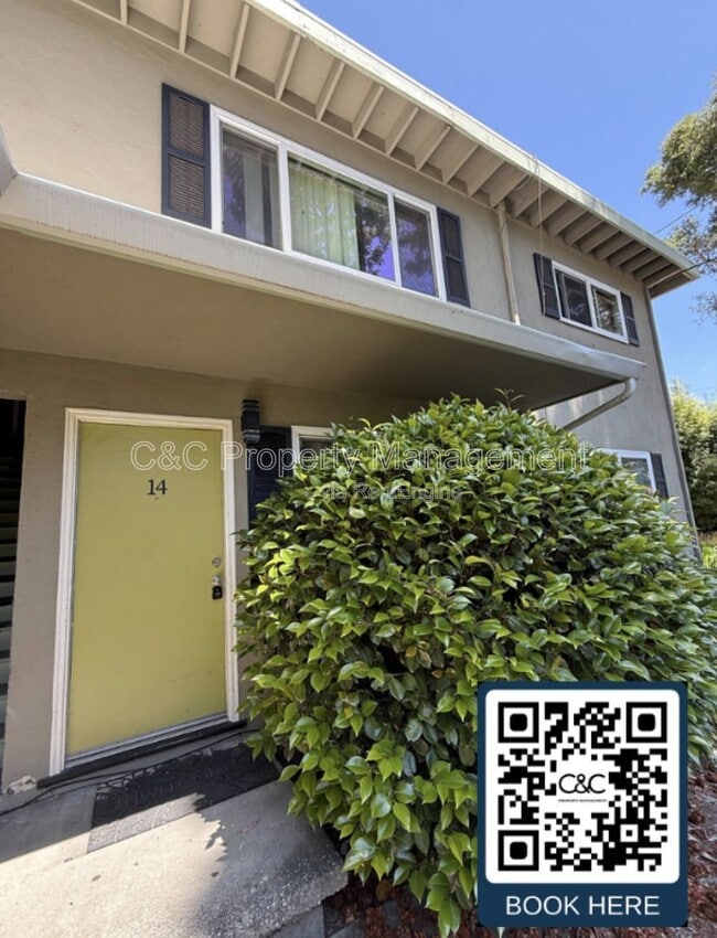 Primary Photo - 2895 Capitola Rd