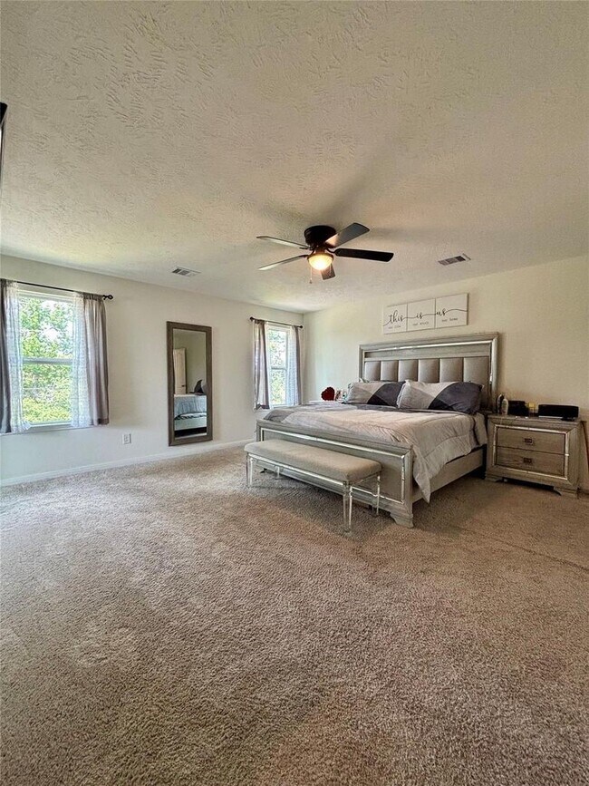 Building Photo - 734 Hardwood Grv Ct