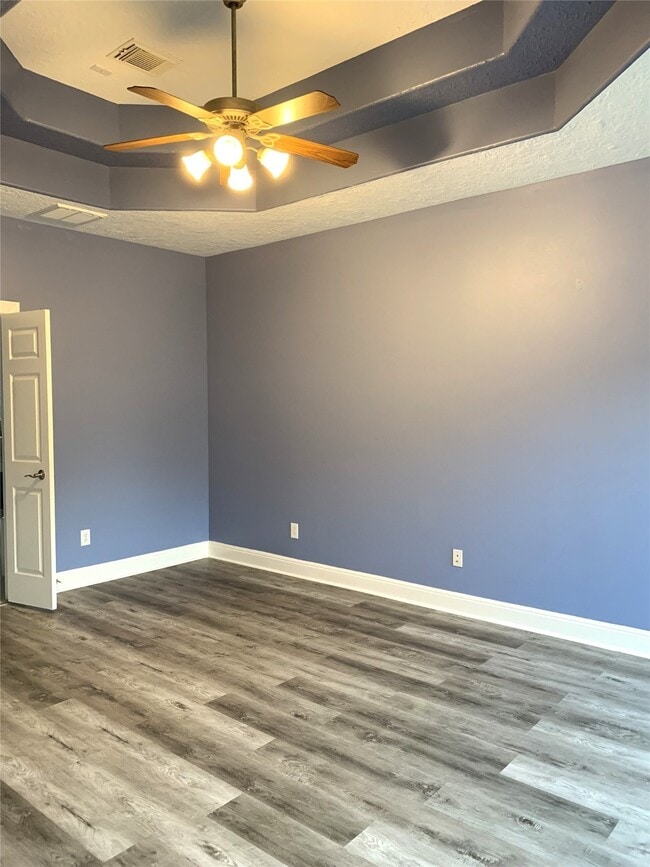 Building Photo - 2611 Summer Rain Dr