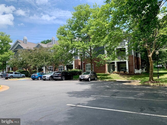 Building Photo - 20311 Beechwood Terrace