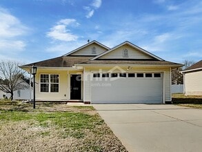 Building Photo - 4952 Lighthouse Ct