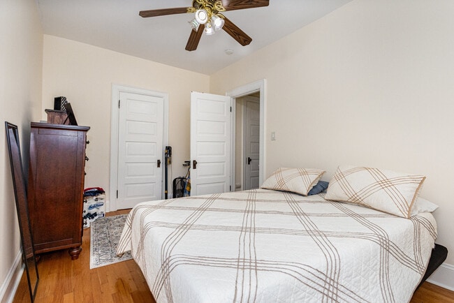 Building Photo - 312 Bridge St