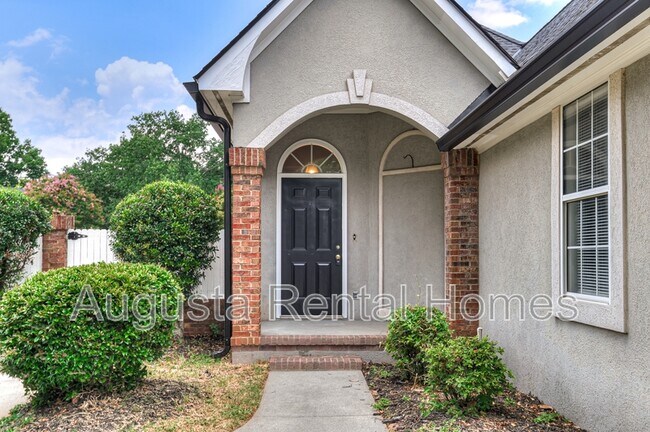 Building Photo - 208 Stonington Dr