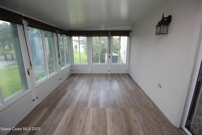 Building Photo - 2729 Maderia Cir