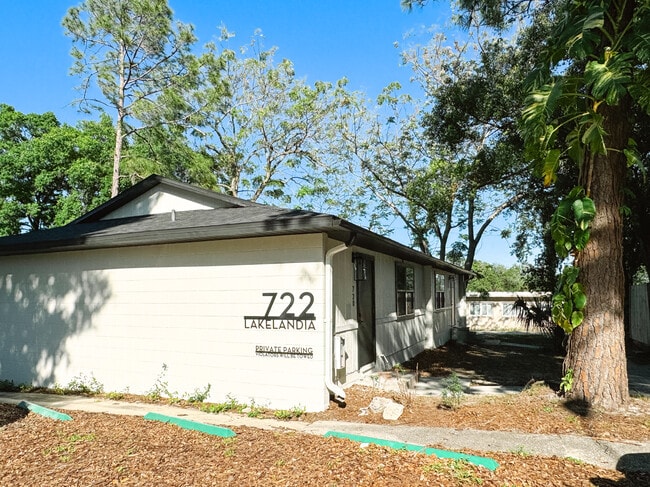 Building Photo - 720 Angelina Ln