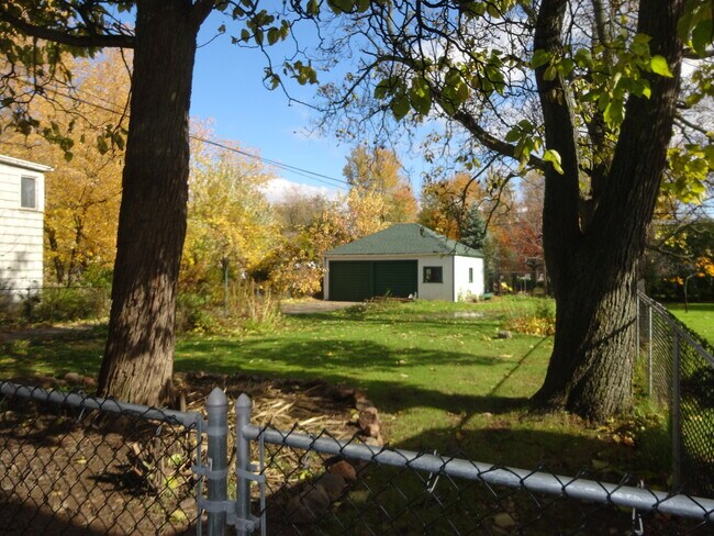 Building Photo - 179 Niagara Falls Blvd