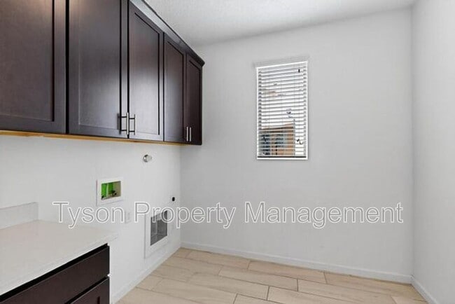Building Photo - 6316 Vista del Bosque Dr