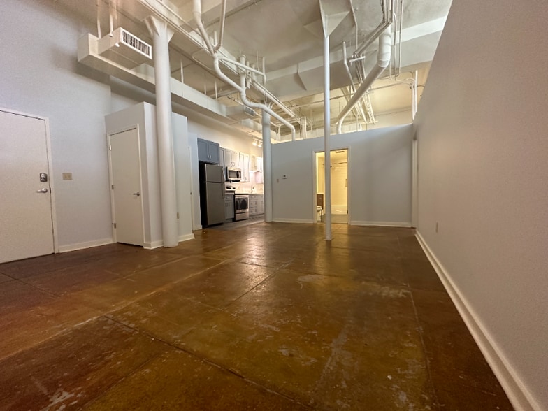 Building Photo - 1401 Scott St