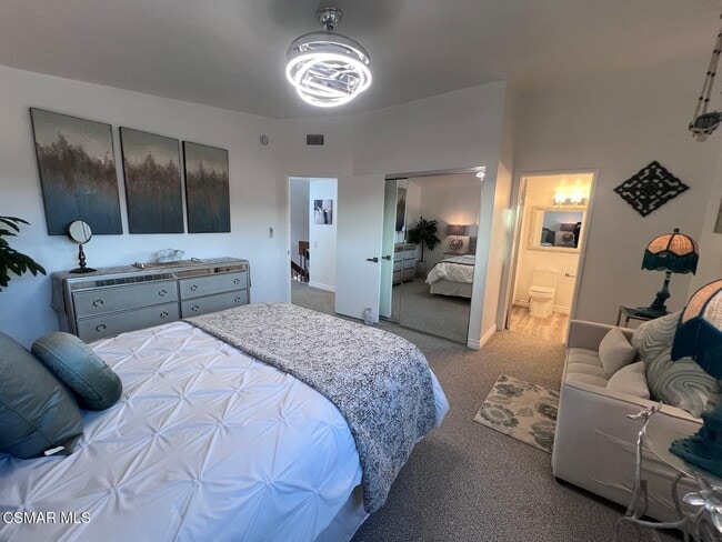 Building Photo - 379 S Greenway Ave