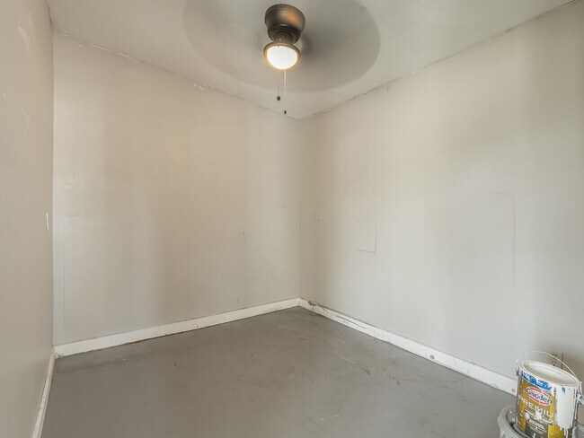 Building Photo - 7614 FM 646 Rd