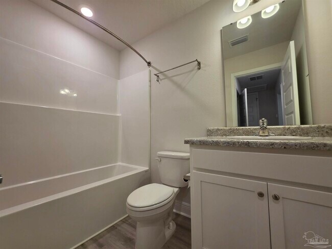 Building Photo - 9011 Golden Eye Dr