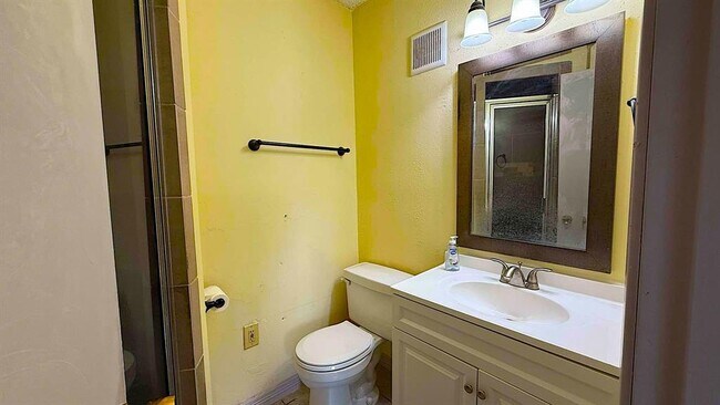 Building Photo - 8360 Jorine Dr