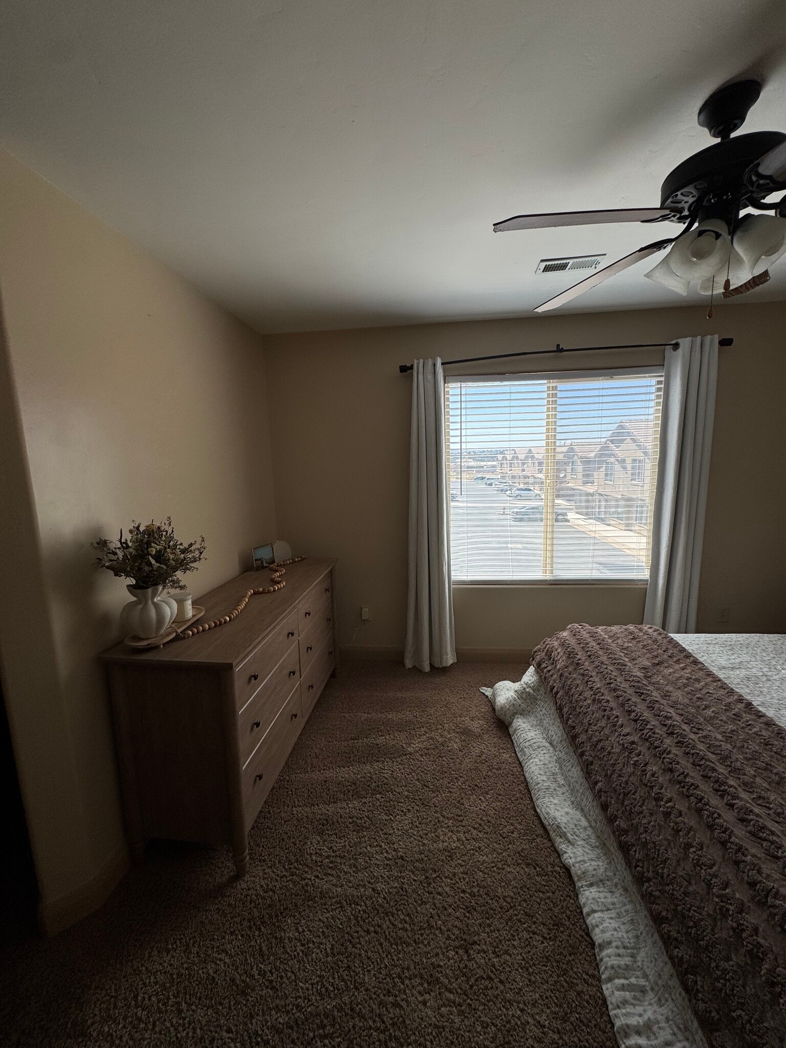 Master Bedroom - 920 25 E St