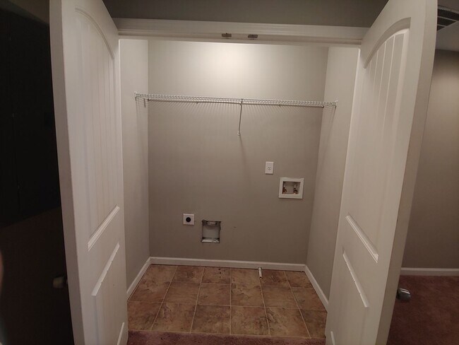 Building Photo - $500 off first rent!!  Best in Forest Park!!  2016 Construction