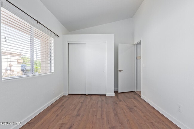 Building Photo - 4354 E Campo Bello Dr
