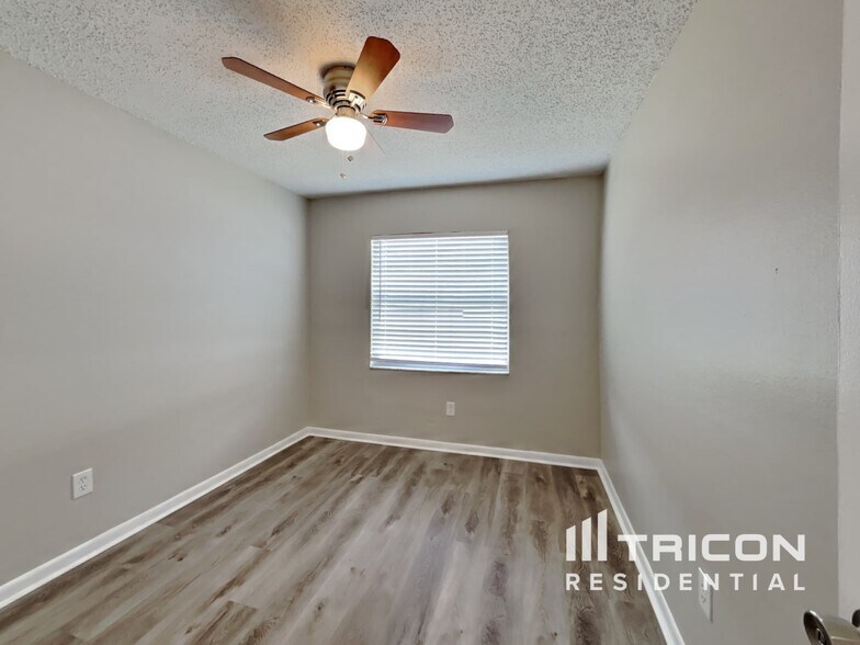 Building Photo - 4051 Forecast Dr