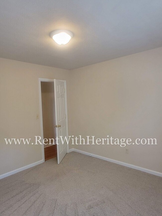 Building Photo - WOW!!!! GREAT HOME WITH PARTIAL FINISHED B...