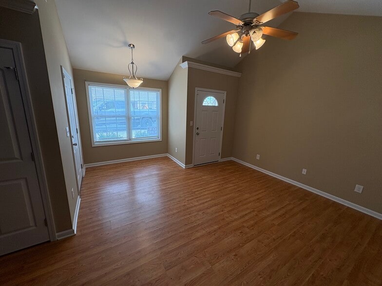 Building Photo - 163 Browns Rd