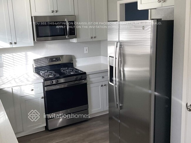 Building Photo - 7205 Sutherland Way